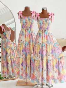 少女休闲优雅度假碎花吊带长裙，方领蝴蝶结装饰，可爱设计，适合外出、度假、上学、日常穿着，春夏秋季皆宜。 - 彩色 - 查看 1