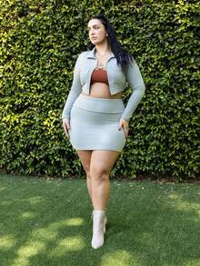 Truni Plus Size Women 2 Pieces Set - Long Sleeve Top And Mini Skirt, Fitted Autumn/Winter Outfit, For Pear Triangle Body Shape - Green - View 9