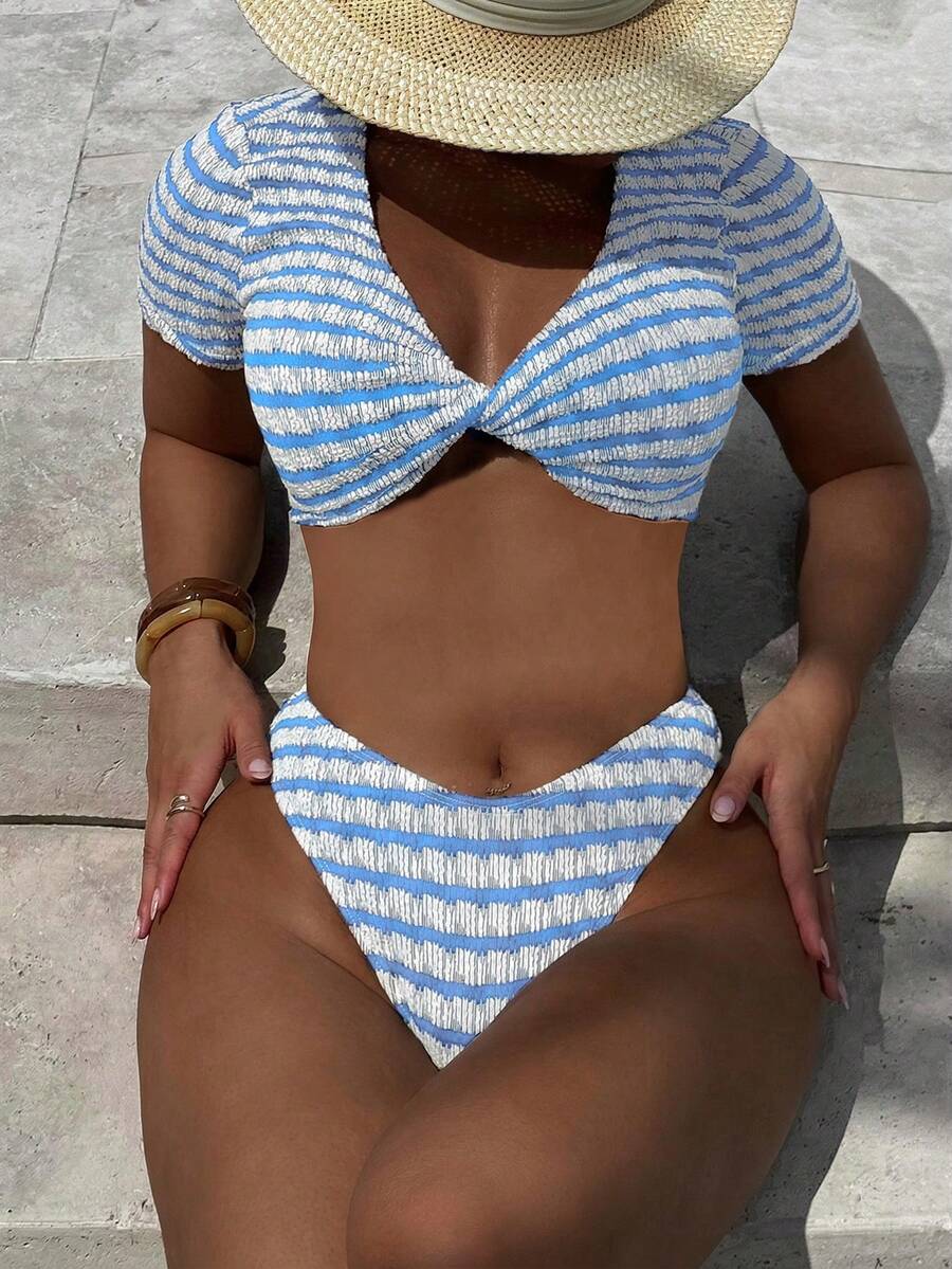 Swim Vcay 女士夏季度假扭结设计条纹短袖性感泳装套装 - 藍色 - 查看 1