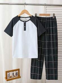 两件套男童休闲撞色插肩袖圆领装饰纽扣短袖T恤和格子图案宽松长裤睡衣套装 - 灰色 - 查看 6
