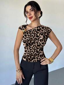 Firerie 女士休闲优雅金属装饰豹纹不对称肩部T恤，适合外出、聚会和其他场合 - 白色 - 查看 5