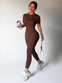 Slayform Sömlös, stretchig sport- och fitnessjumpsuit med utskärningar - Brun - Visa 5