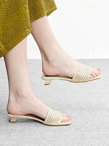 CUCCOO BIZCHIC 女士高跟凉鞋 - 米白色 - 查看 1