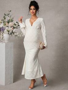 Momance Printed Lace V-Neck Long Ruffle Sleeve Maternity Dress - White - View 4
