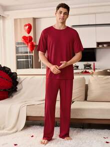 SHEIN 男士红色针织圆领短袖长裤睡衣套装（2件套） - 酒紅色 - 查看 3