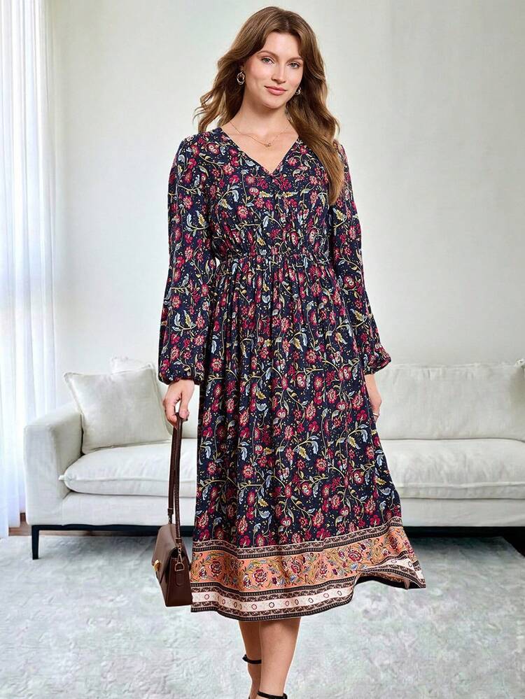 This Elegant Women's Dress Features A Deep Navy Blue Base Adorned With Pink And Red Floral Prints And Contrasting Trims, Perfectly Capturing The Festive Spirit Of The New Year. The Floral Pattern Is A Resort-Inspired Print, Vibrant And Dynamic Yet Stylishly Layered. The Design Includes A V-Neck, Long Sleeves, A Fitted Waist, And A Flowing Skirt, Offering A Comfortable And Slimming Fit. The Skirt's Details Add An Elegant Touch. Suitable For Spring And Autumn, This Dress Can Be Accessorized With Jewelry To Brighten Up The Look Or Layered With A Jacket For Added Dimension. Perfect For Youthful Gatherings And Casual Occasions, This Dress Combines The Festive Atmosphere Of Floral Prints With The Ability To Showcase Individual Taste Through Its Patchwork Design. It's A Versatile Piece That Blends Romance And Style In Your New Year's Wardrobe.