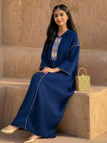 SHEIN Teen Girl Casual Vacation Lace Trim Hooded Flare Long Sleeve Robe Robe, Light Blue Navy Blue Abaya Girls Navy Blue Abaya Girls Abaya - Baby Blue - View 2