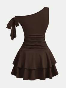 SHEIN Girlism Teen Girls Brown Solid Color Metal Flower Decor Ruched Shoulder Ruched Hem Fashionable Dress Cute Dress Brown Dress Asymmetric Neck Dress Ruffle Dress Short Dress One Shoulder Dress - Brown - View 2