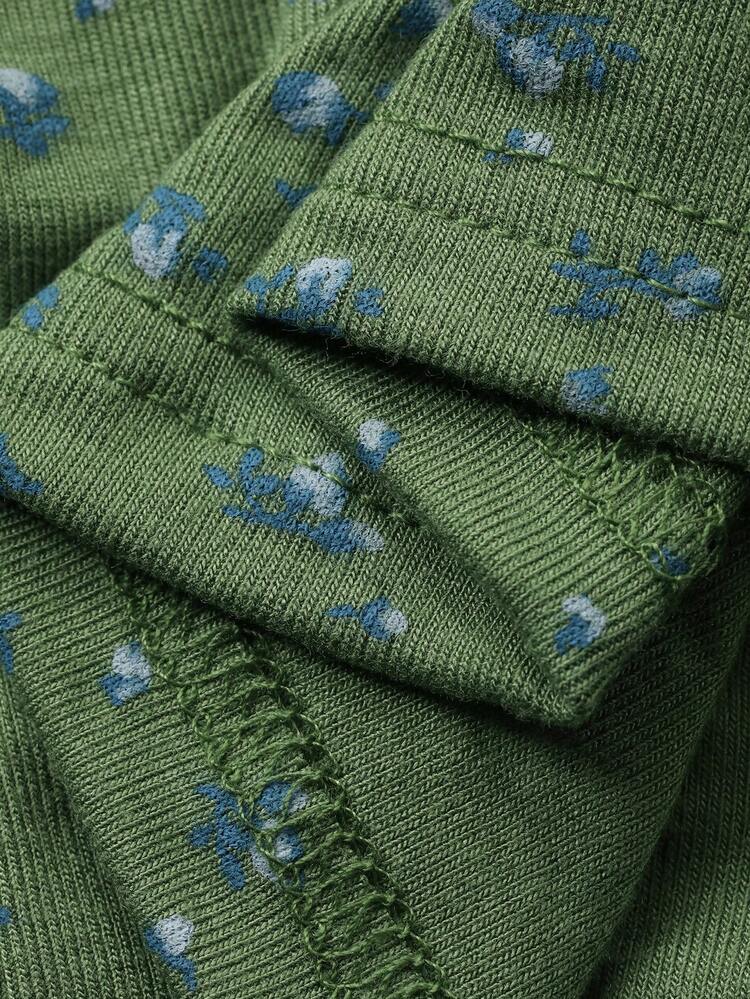 DAZY V-Neck Ditsy Floral Fitted Summer Nightgown, Women Sleepwear Dress - Green - View 7