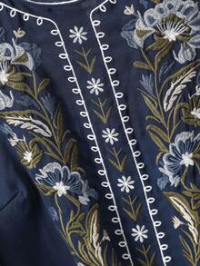 Lacomfia Floral Embroidery Flare Sleeve Stand Collar Top, Vintage Loose Embroidered Plus Size Blouse - Navy Blue - View 3