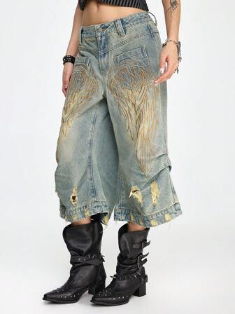 Grunge Punk Pantaloncini di jeans da donna con vita bassa, effetto vissuto, con ricamo di ali d'angelo in stile vintage Y2K e arricciature sexy