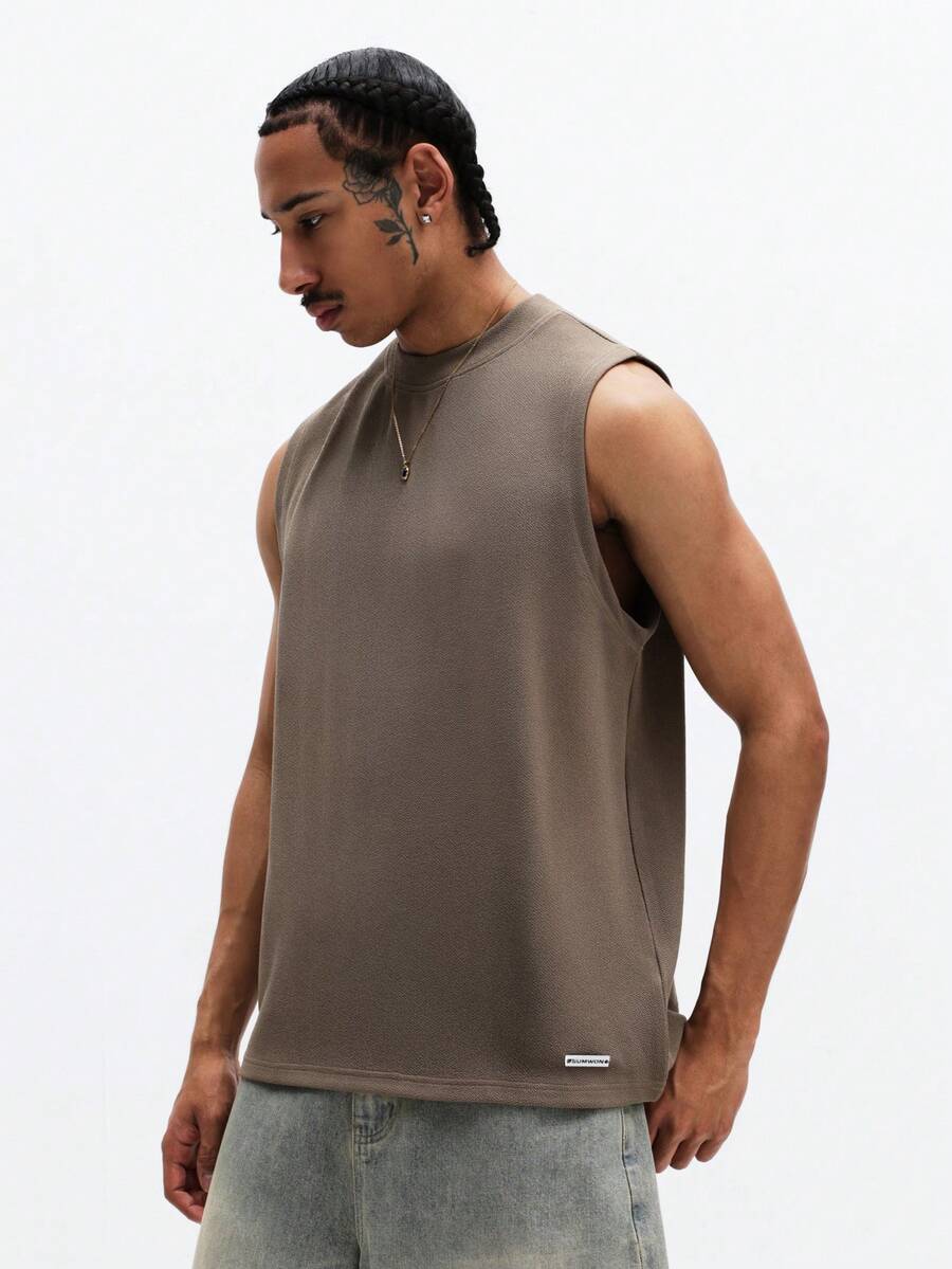 SUMWON Essential Sleeveless Crew Neck Tank Top Classic Solid Casual Summer Everyday Basic Men's Vest Regular Fit Soft Fabric - Grey - View 1