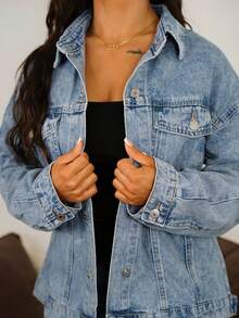 SAYEHFBABY 鈕扣前立領洗水牛仔夾克,帶翻蓋口袋 - 中等水洗藍 - 查看 3
