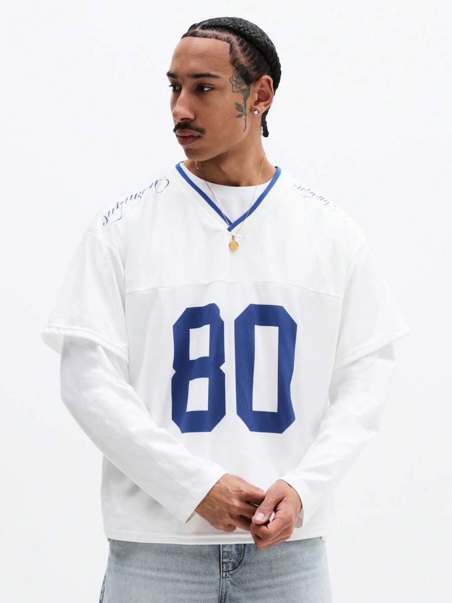 SUMWON Camiseta casual de manga larga con cuello en V, estampado de números y diseño de texto azul, de corte recto para hombre, cómoda para otoño e invierno - Blanco - Ver 1