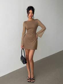 Aloruh Gaun Elegan Warna Polos dengan Tali di Belakang, Cocok untuk Pakaian Kasual & Pesta - Khaki - View 5