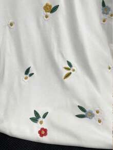 Resyla 2件套 女士花卉刺绣休闲T恤和短裤 - 白色 - 查看 7