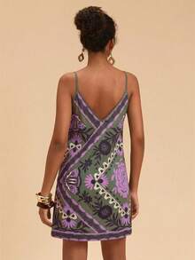 Travachic 度假风梭织印花吊带迷你连衣裙 - 綠色 - 查看 2