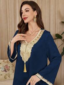 Al Najma 女士V领刺绣花卉宽松长款束腰连衣裙 - 寶藍色 - 查看 7