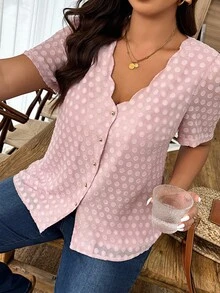 SHEIN LUNE Blusa suelta de manga corta con cuello en V, botones metálicos y tela texturizada, para uso casual y de vacaciones - Rosa - Ver 5