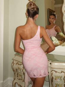 Glamine Charm Đầm dự tiệc nữ màu hồng họa tiết hoa 3D, vai lệch, eo xếp ly lệch, thanh lịch. - Hồng - Xem 2