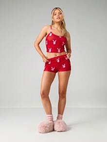 Missguided x Playboy Conjunto de dos piezas con estampado de conejo, top corto tipo camiseta con shorts a la cintura a juego, conjunto casual de verano coordinado para el Día de San Valentín - Rojo - Ver 4