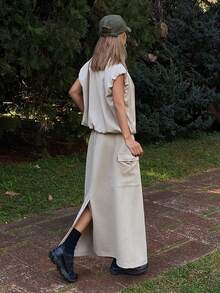 Livesso 女士休闲宽松外套，翻领设计，腰部抽绳，配有大口袋，搭配直筒半身裙，两件套，适合春夏穿着。 - 卡其色 - 查看 4