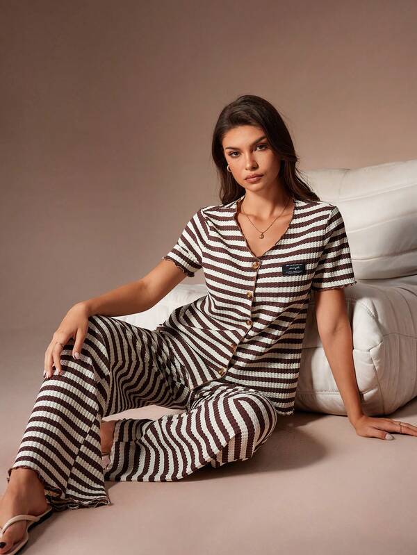 Lazeform 2pcs Women Knitted Jacquard Striped V-Neck Short Sleeve Top And Pants Loungewear Set, Suitable For Outerwear