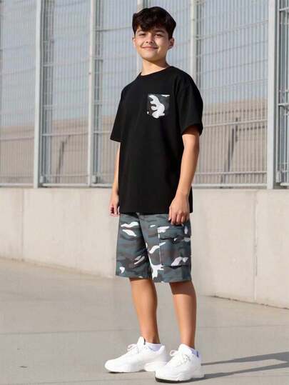 Vacaura 2pcs Teenage Boys' Casual Camouflage Print Round Neck Pocket Fashion Commuter Outfit, Summer