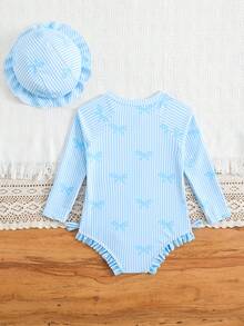 1 bộ áo tắm liền thân dài tay cho bé gái, có khóa kéo, nơ xinh xắn và họa tiết hoa, kèm mũ. - Xanh và trắng - Xem 2