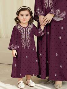 SHEIN Purple Floral Kids Jalabiya, Elegant Vintage Floral Embroidered, Baby Girl Casual Minimalist Traditional Long Sleeve Arabic Dress Suitable For Spring/Summer, Elegant Modest Long Sleeve Dress, Prayer Abaya, Easy Comfort, Casual Wear, Vacay Vibes, Modest Kaftan, Kids Jalabiya, Baby Girl Jalabiya - White - View 3