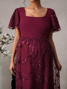 Momance Elegant Embroidered Short Sleeve Dress - Burgundy - View 8