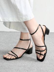 CUCCOO BIZCHIC 女士简约粗跟踝带凉鞋，优雅夏季高跟凉鞋，适合夏季毕业典礼、舞会、度假、返校、大学生等场合，兼具优雅基础款、商务休闲、商务时尚、春季、春假、复活节和圣诞节等场合。 - 黑色皮 - 查看 3