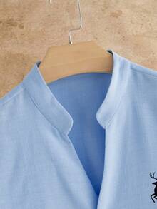 HIMLAND 男士休闲鹿纹印花短袖衬衫和裤子套装 - 藍色 - 查看 3