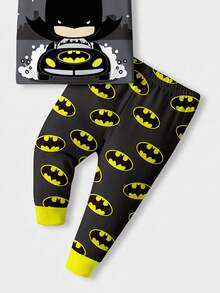 BATMAN X SHEIN 2件套男童休闲运动经典酷炫图案舒适圆领短袖上衣和裤子修身睡衣套装，适合春夏穿着 - 彩色 - 查看 5