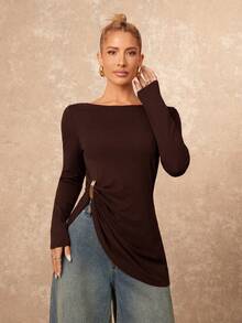 Lumalex 时尚通勤纯色金属装饰不对称下摆T恤 - 咖啡棕 - 查看 6