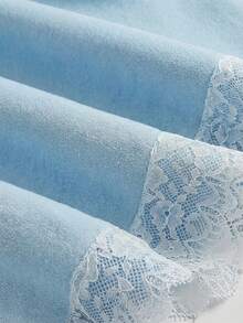 SHEIN MOD Đầm nỉ dài tay có mũ trùm đầu phối ren tương phản dành cho nữ cỡ lớn - Màu xanh nhạt - Xem 4