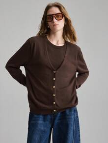 Ontre 女士棕色舒适柔软纱线二合一设计前开襟毛衣，现代都市休闲商务风，低调复古，高品质通勤机场休闲毛衣上衣，舒适柔软针织开衫，秋冬季四季必备单品 - 棕色 - 查看 7