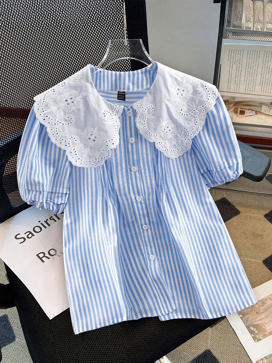 Franclia 条纹法式复古衬衫 - 大蕾丝刺绣镂空领+泡泡袖，门襟荷叶边青春设计，舒适梭织面料 - 藍色 - 查看 1