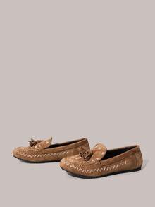 Styleloop Women's Casual Tassel Decor Fashion Flat Shoes, Versatile Valentine's Day - Brown - View 1