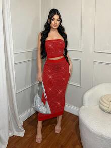 SHEIN SXY Bộ áo croptop không tay đính đá và chân váy bóng bẩy. - Đỏ - Xem 5