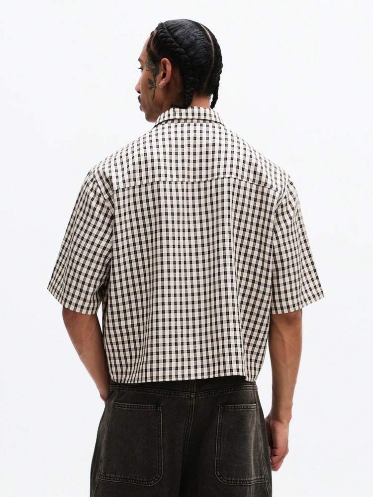 Camisa xadrez de manga curta com gravata