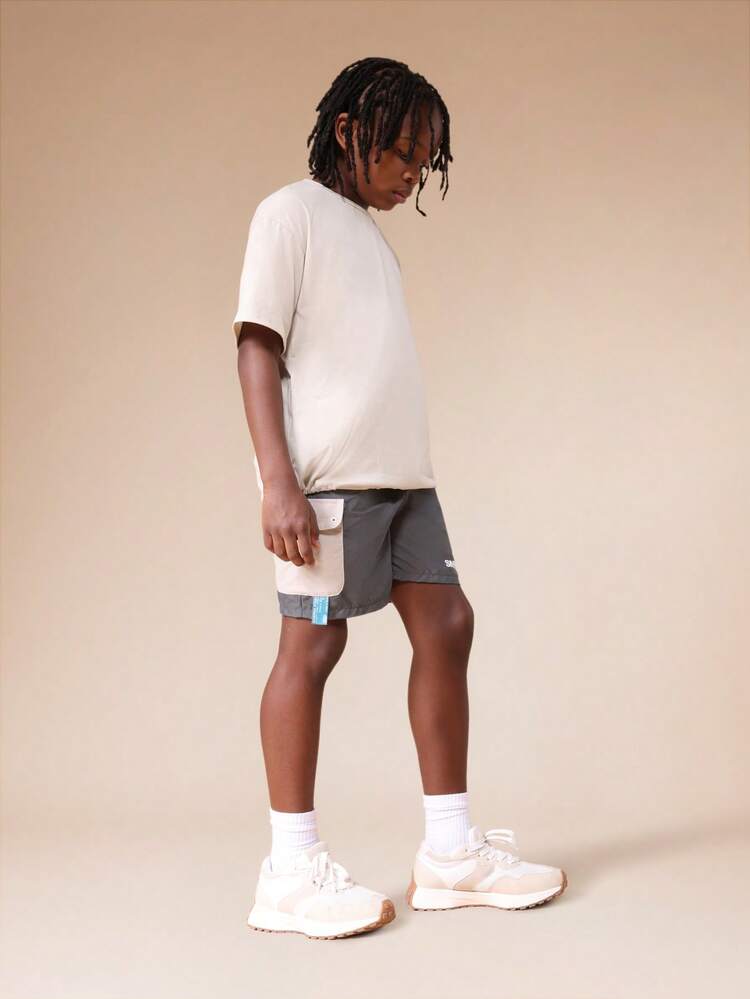 Oversized T-Shirt And Shorts Set With Back Print