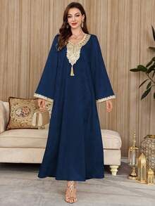 Al Najma 女士V领刺绣花卉宽松长款束腰连衣裙 - 寶藍色 - 查看 3