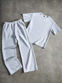 PAVTROS Men's Street-Style Popular English Signature Embroidered "Faker Love" English Personalized Signature Outdoor Music Festival, Daily Commute, Friends Gathering, Boyfriend/Husband Gift, Anniversary Gift, Light Grey T-Shirt And Pants Set - Light Grey - View 4