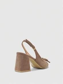 CUCCOO BIZCHIC 女士经典酒红色尖头中粗跟一脚蹬鞋，适合通勤、约会、派对、度假、圣诞节婚礼等各种场合。 - 淺駝色 - 查看 9
