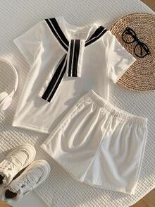 SHEIN Little Byeori 三件套男童休闲运动学院风文艺复古黑白条纹圆领T恤搭配白色短裤，配披肩装饰，适合儿童穿着，适合男童返校穿着，也适合生日派对、晚宴、演出、婚礼、洗礼、开幕式、日常穿着，适合上学、旅行、度假，适合春夏季节穿着。 - 白色 - 查看 6