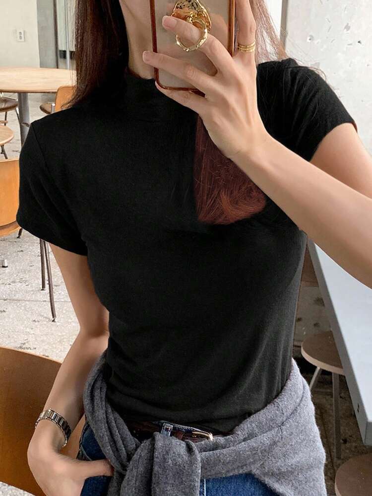 Women's Mock Neck Fitted Short Sleeve Base Layer T-Shirt Summer
