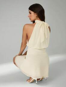 SHEIN Tall Women's Sexy & Elegant Halter Neck Chiffon Waist Ruched Dress With Bowknot Tie Back Ivory Dress Halter Neck Dress Creme Dress Asymmetrical Dress One Shoulder Dress Bow Back Dress - Beige - View 1