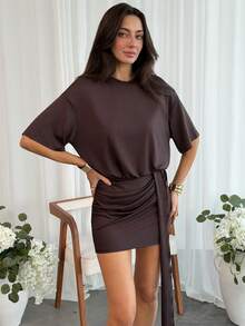 Aloruh Elegant brun, avslappnad t-shirtklänning med rund hals för kvinnor, minikjol - Kaffebrun - Visa 5