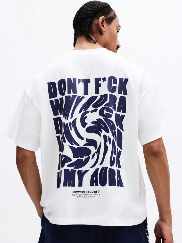 Übergroßes T-Shirt mit Grafikprint und auffälligem Rückendesign